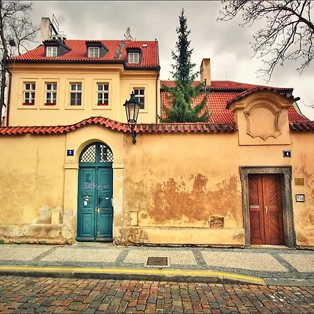 Daire Rybna Large *